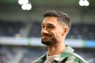 1-0,28岁日本球星制造进球:助德甲第7掀翻德甲第5,迎来2连胜