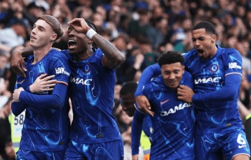 英超最新积分战报:利物浦被踢爆,曼联耻辱落败,纽卡极限绝平