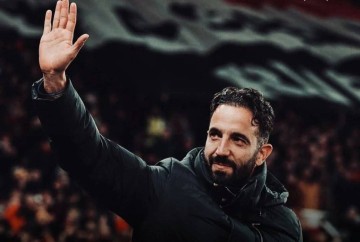 曼联夏窗重建计划曝光!阿莫林欲签5人,进欧冠签大牌无缘则卖太子