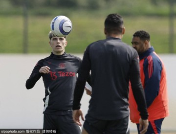 曼联地震!加纳乔遭阿莫林弃用后剧情反转?名帅亲承亚洲行计划,出售传闻何去何从?