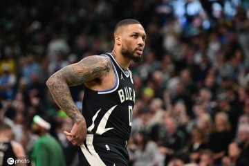 曝有多支球队联系利拉德 勇士也表达了兴趣