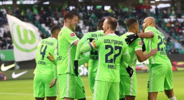 德甲焦点战:狼堡主场迎战莱红牛,谁能拔得头筹?